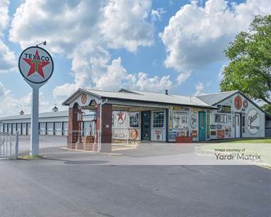 Storage Units for Rent available at 4375 North Farm 185 Road, Springfield, MO 65803