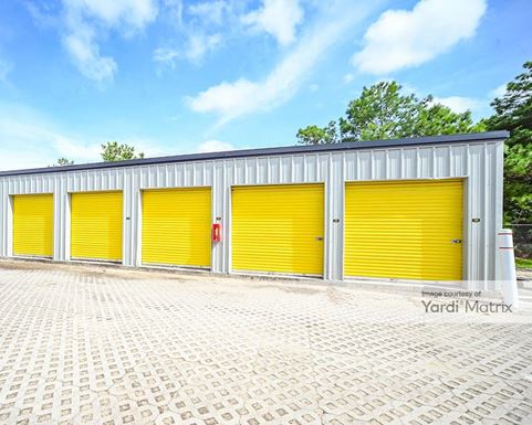 Source URL: https://cdnsc.rentcafe.com/dmslivecafe/3/1781904/1781904-1-2.jpg?width=-1&height=385&quality=80