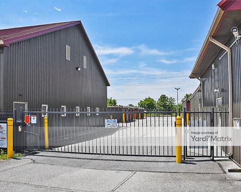 Source URL: https://cdnsc.rentcafe.com/dmslivecafe/3/1781913/1781913-1-5.jpg?width=-1&height=385&quality=80