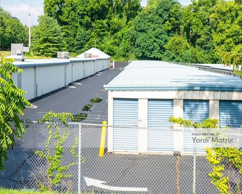 Source URL: https://cdnsc.rentcafe.com/dmslivecafe/3/1781918/1781918-1-4.jpg?width=-1&height=385&quality=80