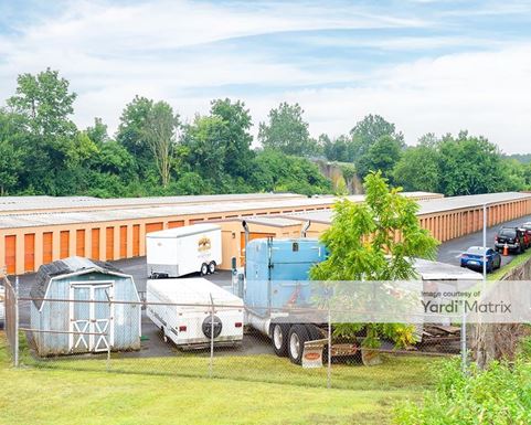 Source URL: https://cdnsc.rentcafe.com/dmslivecafe/3/1781920/1781920-1-5.jpg?width=-1&height=385&quality=80