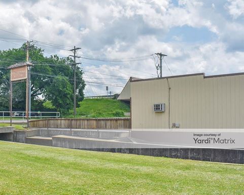 Source URL: https://cdnsc.rentcafe.com/dmslivecafe/3/1781946/1781946-1-3.jpg?width=-1&height=385&quality=80