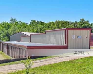 Storage Units for Rent available at 21810 Spruce Drive, Waynesville, MO 65583