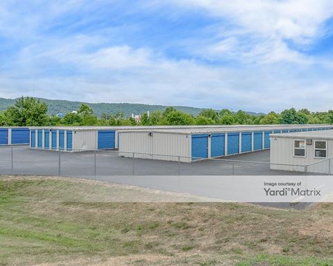 Source URL: https://cdnsc.rentcafe.com/dmslivecafe/3/1781953/1781953-1-4.jpg?width=-1&height=385&quality=80