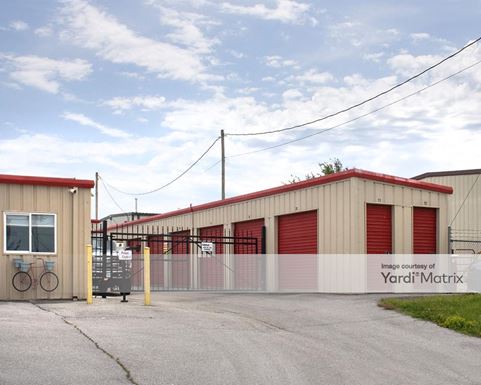 Source URL: https://cdnsc.rentcafe.com/dmslivecafe/3/1781960/1781960-1-4.jpg?width=-1&height=385&quality=80