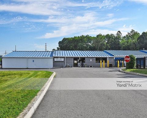 Source URL: https://cdnsc.rentcafe.com/dmslivecafe/3/1781965/1781965-1-4.jpg?width=-1&height=385&quality=80