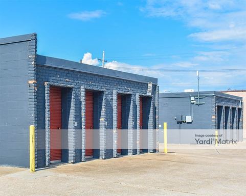 Source URL: https://cdnsc.rentcafe.com/dmslivecafe/3/1781983/1781983-1-3.jpg?width=-1&height=385&quality=80