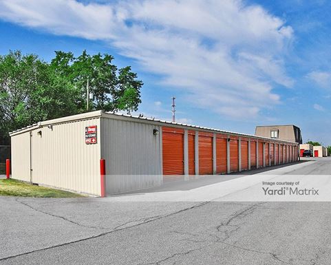 Source URL: https://cdnsc.rentcafe.com/dmslivecafe/3/1781991/1781991-1-2.jpg?width=-1&height=385&quality=80