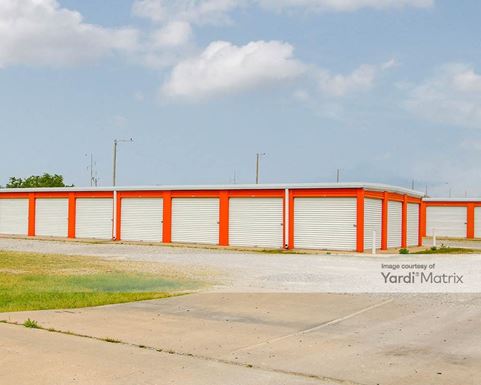 Source URL: https://cdnsc.rentcafe.com/dmslivecafe/3/1781994/1781994-1-2.jpg?width=-1&height=385&quality=80