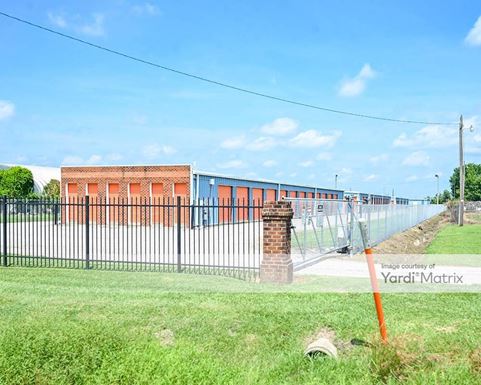 Source URL: https://cdnsc.rentcafe.com/dmslivecafe/3/1781995/1781995-1-1.jpg?width=-1&height=385&quality=80