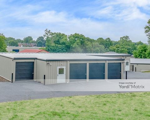 Source URL: https://cdnsc.rentcafe.com/dmslivecafe/3/1781996/1781996-1-2.jpg?width=-1&height=385&quality=80