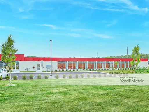 Source URL: https://cdnsc.rentcafe.com/dmslivecafe/3/1782027/1782027-1-6.jpg?width=-1&height=385&quality=80