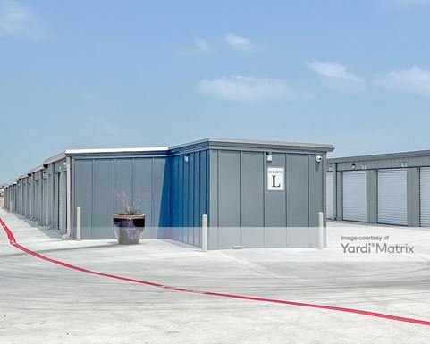 Source URL: https://cdnsc.rentcafe.com/dmslivecafe/3/1782065/1782065-1-4.jpg?width=-1&height=385&quality=80