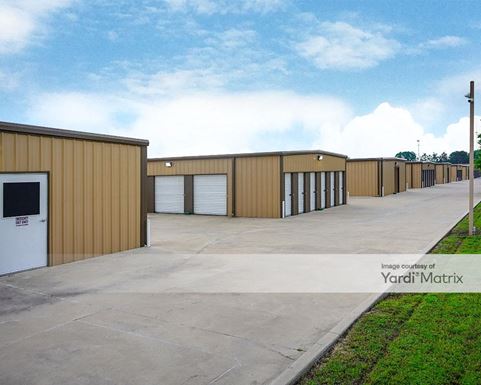 Source URL: https://cdnsc.rentcafe.com/dmslivecafe/3/1782115/1782115-1-2.jpg?width=-1&height=385&quality=80