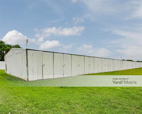 Source URL: https://cdnsc.rentcafe.com/dmslivecafe/3/1782123/1782123-1-4.jpg?width=-1&height=385&quality=80