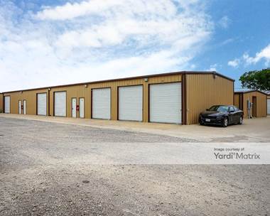 Storage Units for Rent available at 1104 County Road 377, Van Alstyne, TX 75495
