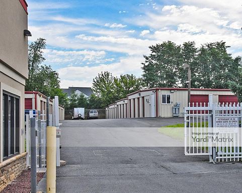 Source URL: https://cdnsc.rentcafe.com/dmslivecafe/3/1782151/1782151-1-4.jpg?width=-1&height=385&quality=80