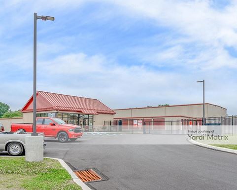 Source URL: https://cdnsc.rentcafe.com/dmslivecafe/3/1782152/1782152-1-3.jpg?width=-1&height=385&quality=80