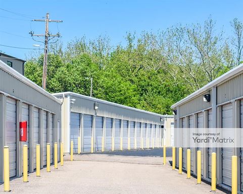 Source URL: https://cdnsc.rentcafe.com/dmslivecafe/3/1782156/1782156-1-2.jpg?width=-1&height=385&quality=80