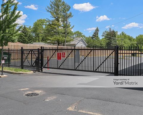 Source URL: https://cdnsc.rentcafe.com/dmslivecafe/3/1782162/1782162-1-6.jpg?width=-1&height=385&quality=80