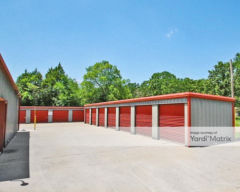 Source URL: https://cdnsc.rentcafe.com/dmslivecafe/3/1785372/1785372-1-2.jpg?width=-1&height=385&quality=80