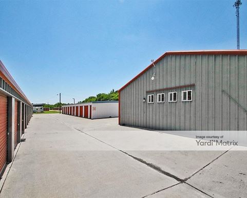 Source URL: https://cdnsc.rentcafe.com/dmslivecafe/3/1785372/1785372-1-4.jpg?width=-1&height=385&quality=80