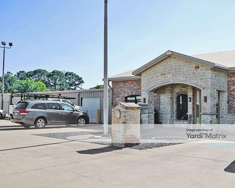 Source URL: https://cdnsc.rentcafe.com/dmslivecafe/3/1785405/1785405-1-4.jpg?width=-1&height=385&quality=80