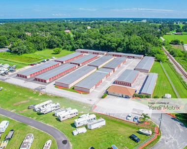 Storage Units for Rent available at 4150 County Road 466, Oxford, FL 34484