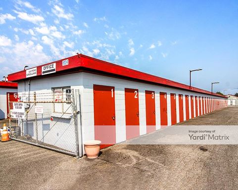 Source URL: https://cdnsc.rentcafe.com/dmslivecafe/3/1795141/1795141-1-2.jpg?width=-1&height=385&quality=80