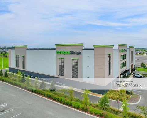 Source URL: https://cdnsc.rentcafe.com/dmslivecafe/3/1795175/1795175-1-4.jpg?width=-1&height=385&quality=80