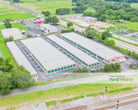 Source URL: https://cdnsc.rentcafe.com/dmslivecafe/3/1795177/1795177-1-4.jpg?width=-1&height=385&quality=80