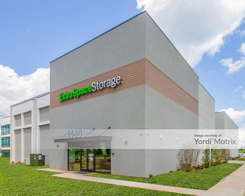 Source URL: https://cdnsc.rentcafe.com/dmslivecafe/3/1795213/1795213-1-3.jpg?width=-1&height=385&quality=80