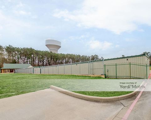 Source URL: https://cdnsc.rentcafe.com/dmslivecafe/3/1795221/1795221-1-3.jpg?width=-1&height=385&quality=80