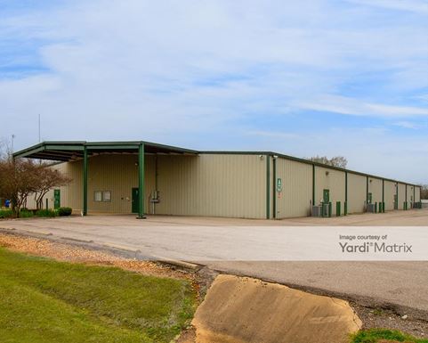 Source URL: https://cdnsc.rentcafe.com/dmslivecafe/3/1805217/1805217-1-2.jpg?width=-1&height=385&quality=80