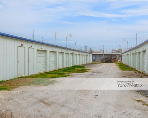 Source URL: https://cdnsc.rentcafe.com/dmslivecafe/3/1805225/1805225-1-3.jpg?width=-1&height=385&quality=80