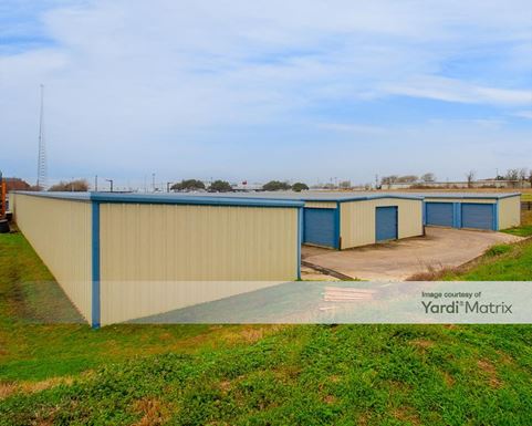 Source URL: https://cdnsc.rentcafe.com/dmslivecafe/3/1805233/1805233-1-2.jpg?width=-1&height=385&quality=80