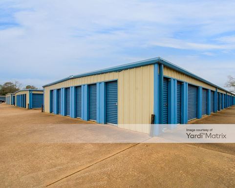 Source URL: https://cdnsc.rentcafe.com/dmslivecafe/3/1805241/1805241-1-5.jpg?width=-1&height=385&quality=80