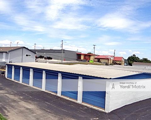 Source URL: https://cdnsc.rentcafe.com/dmslivecafe/3/1805263/1805263-1-3.jpg?width=-1&height=385&quality=80