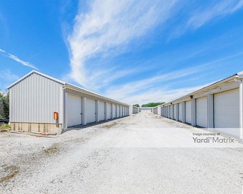 Source URL: https://cdnsc.rentcafe.com/dmslivecafe/3/1805290/1805290-1-3.jpg?width=-1&height=385&quality=80