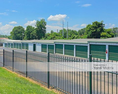 Source URL: https://cdnsc.rentcafe.com/dmslivecafe/3/1805315/1805315-1-2.jpg?width=-1&height=385&quality=80