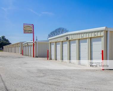 Storage Units for Rent available at 1727 Stadium Road, Wharton, TX 77488