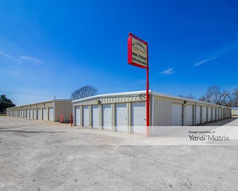 Source URL: https://cdnsc.rentcafe.com/dmslivecafe/3/1805326/1805326-1-5.jpg?width=-1&height=385&quality=80