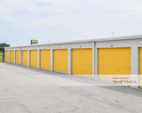 Source URL: https://cdnsc.rentcafe.com/dmslivecafe/3/1805333/1805333-1-4.jpg?width=-1&height=385&quality=80