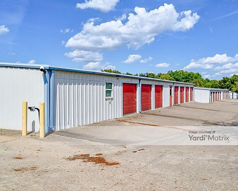 Source URL: https://cdnsc.rentcafe.com/dmslivecafe/3/1805345/1805345-1-2.jpg?width=-1&height=385&quality=80