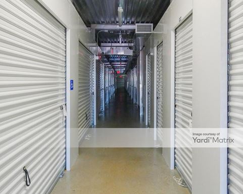 Source URL: https://cdnsc.rentcafe.com/dmslivecafe/3/1805371/1805371-1-6.jpg?width=-1&height=385&quality=80