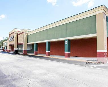 Storage Units for Rent available at 1558 Lakeview Drive, Sebring, FL 33870