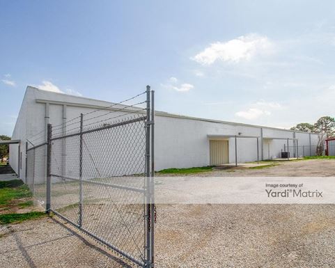 Source URL: https://cdnsc.rentcafe.com/dmslivecafe/3/1805400/1805400-1-5.jpg?width=-1&height=385&quality=80