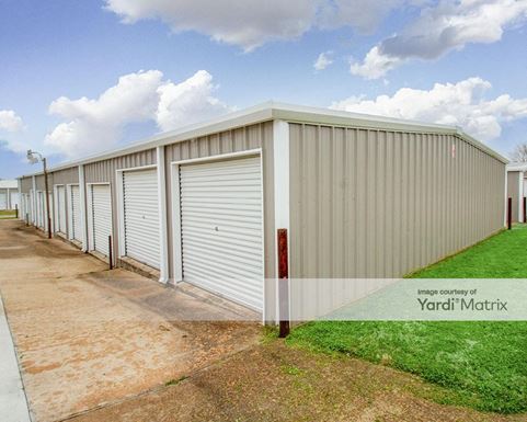 Source URL: https://cdnsc.rentcafe.com/dmslivecafe/3/1805406/1805406-1-3.jpg?width=-1&height=385&quality=80