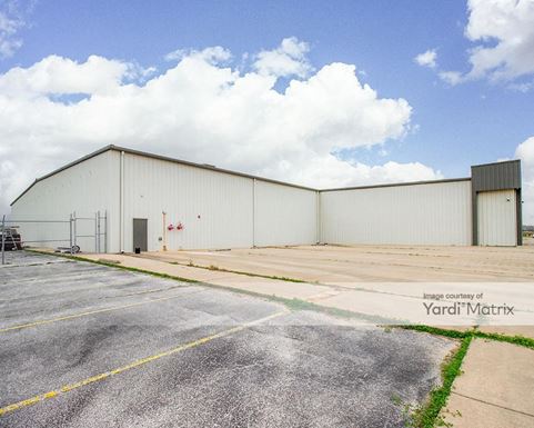 Source URL: https://cdnsc.rentcafe.com/dmslivecafe/3/1805408/1805408-1-3.jpg?width=-1&height=385&quality=80