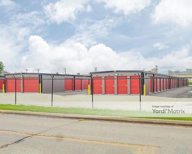 Storage Units for Rent available at 1305 West 4th Street, Skiatook, OK 74070